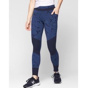 Athleta Tropical Excursion Leggings